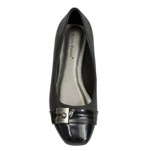 Load image into Gallery viewer, Lizzy 2