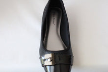 Load image into Gallery viewer, Lizzy 2
